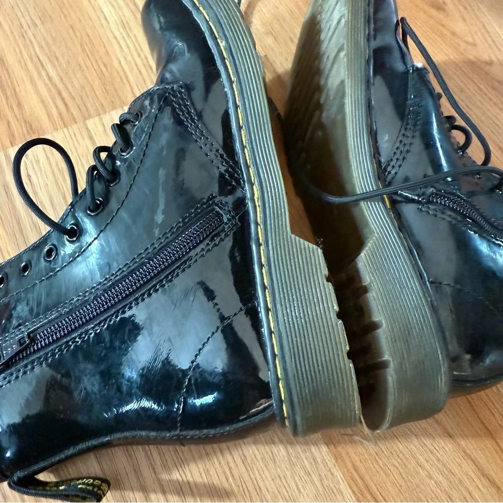 Dr. Martens Delaney 1460 Black Patent Lamper Lace Up Zipper Boots Size 3 (Girls)